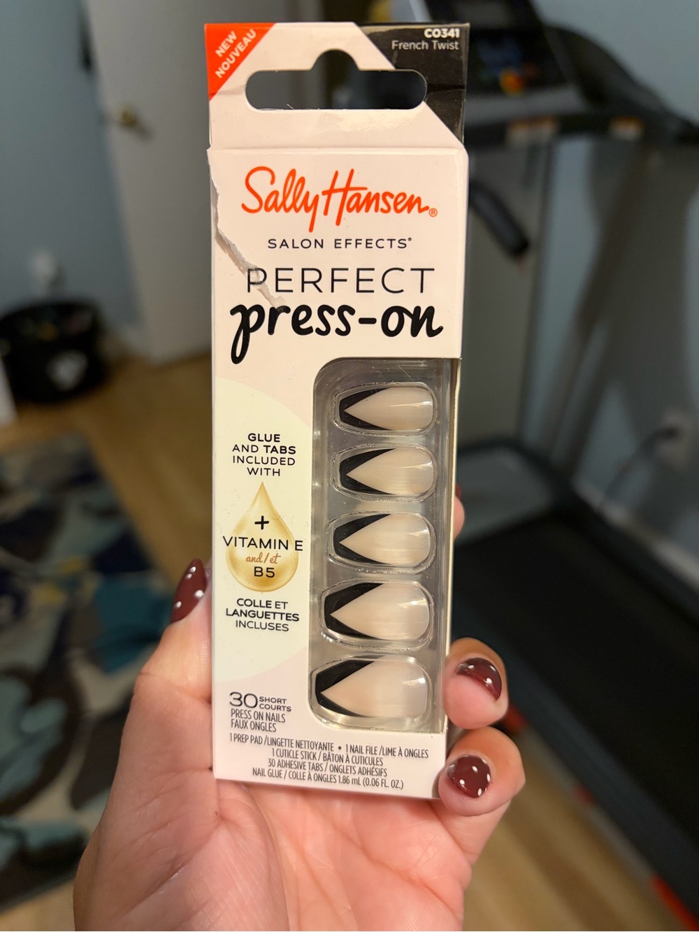 Perfect Press-On Nails - Black French